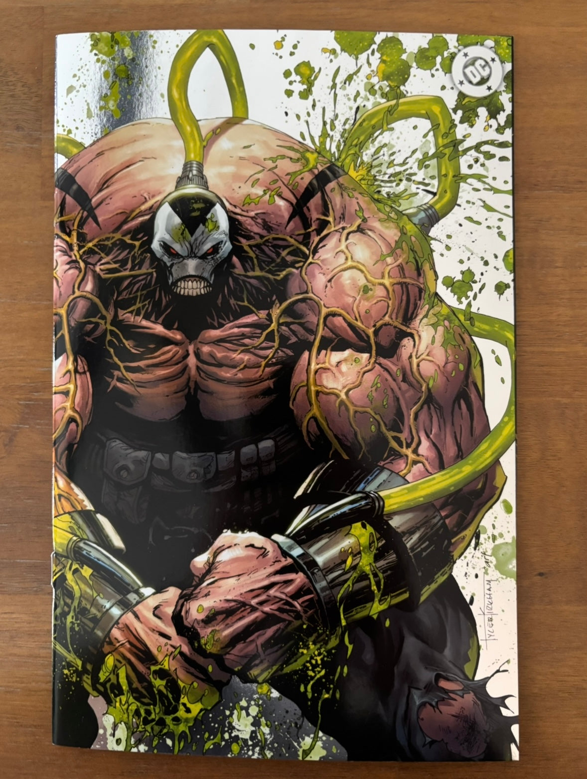 Absolute Batman #18 Tyler Kirkham BANE battle damage FOIL VIRGIN VARIANT