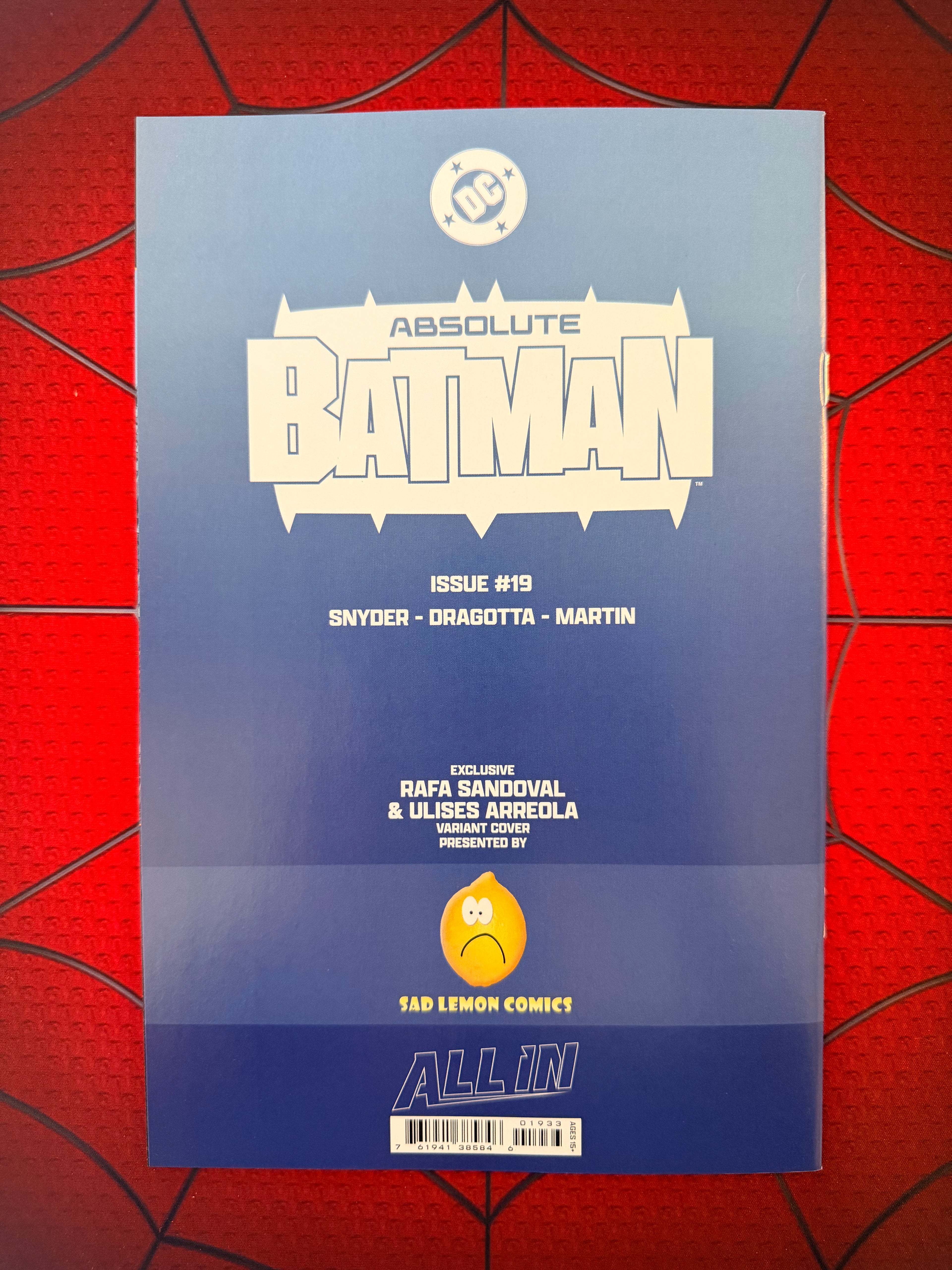 ABSOLUTE BATMAN #19 RAFA SANDOVAL TRADE DRESS VARIANT